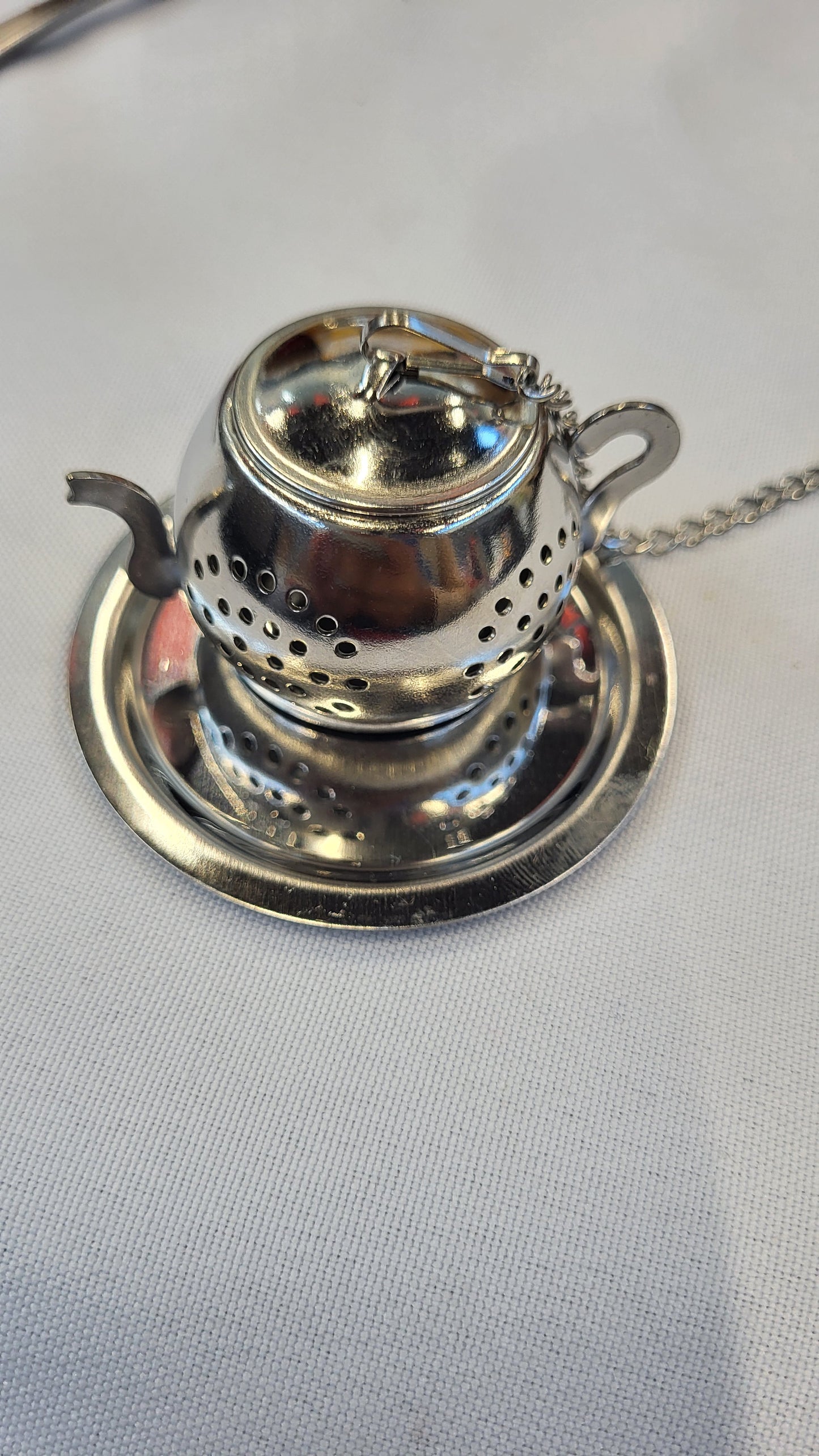 Stainless steel tea infuser - gold or silver teapot